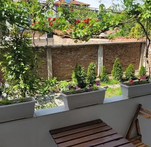 Center 2 Bedroom Apartment, Free Parking Daire *